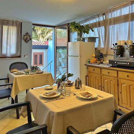 La Piazzetta Bed and Breakfast Giardini Naxos Eksteriør billede