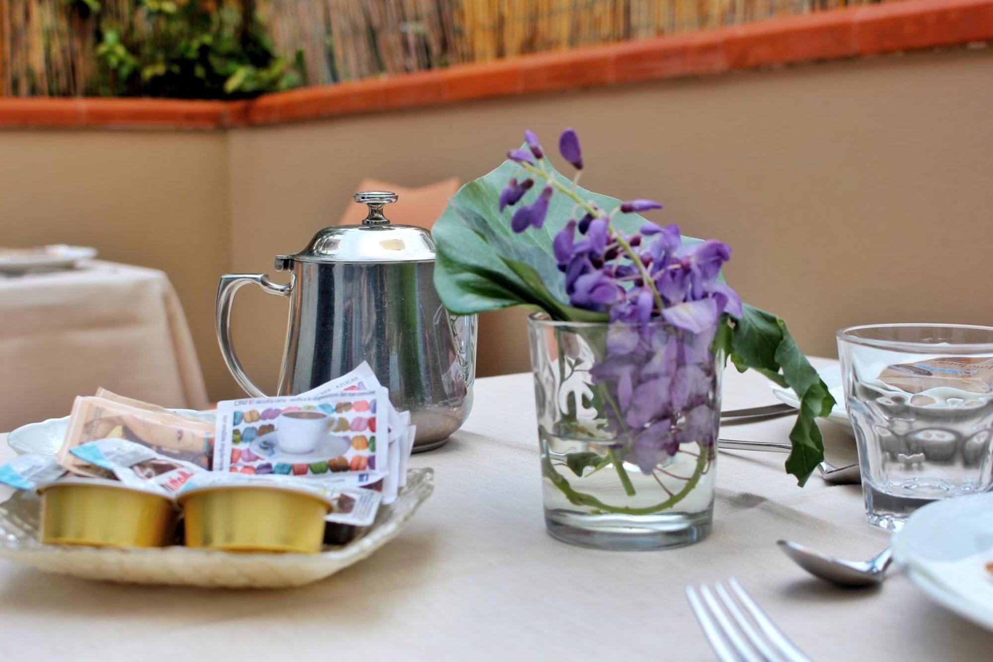 La Piazzetta Bed and Breakfast Giardini Naxos Eksteriør billede